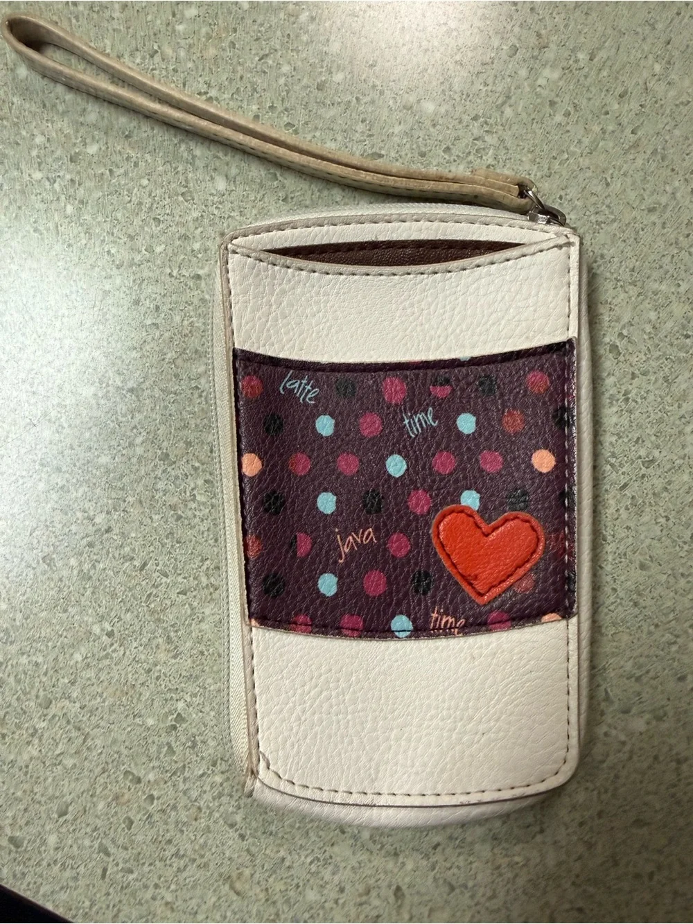 Vintage Relic Coffee Cup Poka Dot Wristlet - Picture 2 of 7